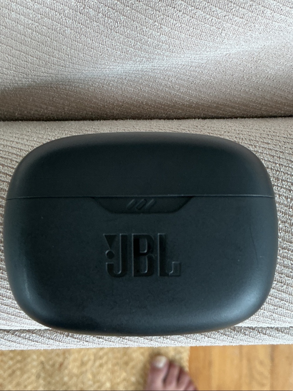 JBL Black True Wireless Earbuds with Charging Case